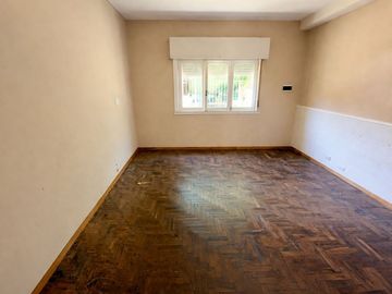 VENTA CASA 4 AMBIENTES ADROGUE + DEPARTAMENTO 4 AM
