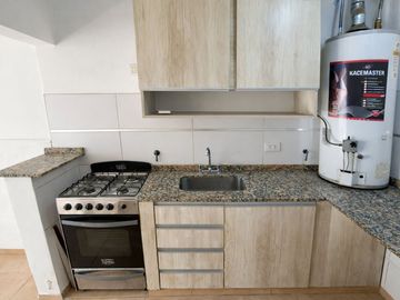 VENTA CASA 4 AMBIENTES ADROGUE + DEPARTAMENTO 4 AM