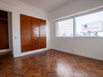 Departamento 3 ambientes en Nuñez c/baulera