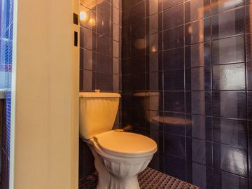 Casa familiar con Jardín, quincho. Muy luminosa!!
