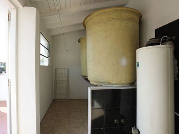 VENTA CASA 6 AMB CON JARDIN Y TERRAZA V. URQUIZA