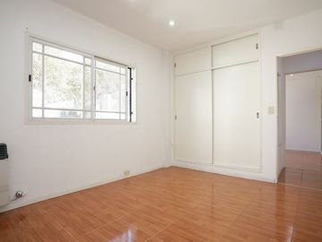 VENTA CASA 6 AMB CON JARDIN Y TERRAZA V. URQUIZA