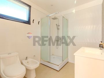 Venta casa con jardin y pileta en la Josefina