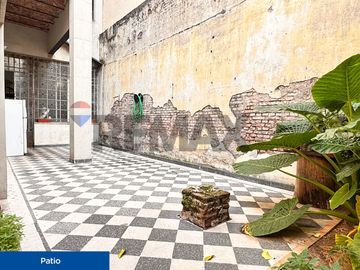 Casa en Venta 4 Dorm, cochera, jardín y terraza