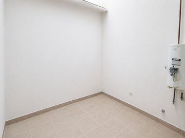 Departamento 2 ambientes con patio sin expensas