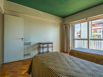 VENTA DEPTO  3 AMB  RECOLETA COCHERA BALCON DEPEND