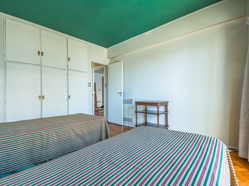 VENTA DEPTO  3 AMB  RECOLETA COCHERA BALCON DEPEND