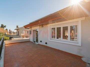 VENTA CASA 6 AMB. MUCHO SOL 3 COCHERAS PADUA SUR