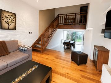 CASA CON PILETA Y QUINCHO COLINAS DE PERALTA RAMOS