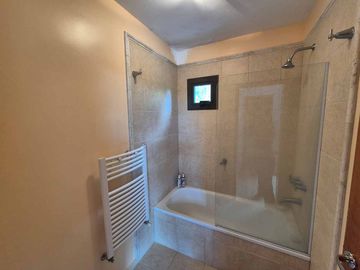 VENTA CASA HARAS DEL SUR 1 CON PILETA LOTE 2050 M2