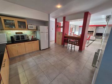 VENTA CASA HARAS DEL SUR 1 CON PILETA LOTE 2050 M2
