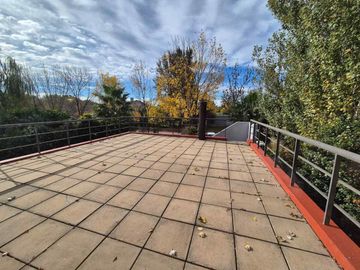VENTA CASA HARAS DEL SUR 1 CON PILETA LOTE 2050 M2