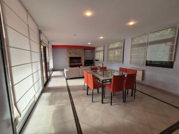 VENTA CASA HARAS DEL SUR 1 CON PILETA LOTE 2050 M2