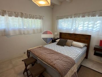 VENTA CASA TRES AMBIENTES EN MAR AZUL