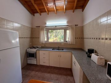 Casa venta Mar Azul 3 ambientes cerca del mar