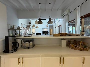 CASA VENTA COSTA ESMERALDA SENDEROS I CON PILETA