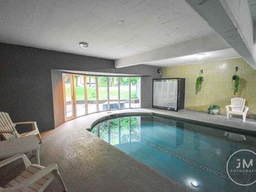 CASA EN VENTA CARILÓ 6 DORMITORIOS CERCA DEL MAR