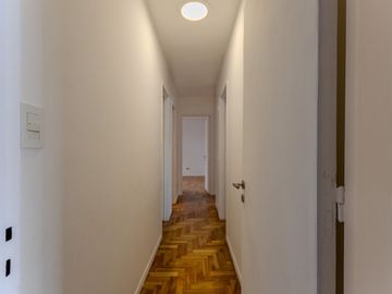 Departamento 4 ambientes con balcón en Belgrano