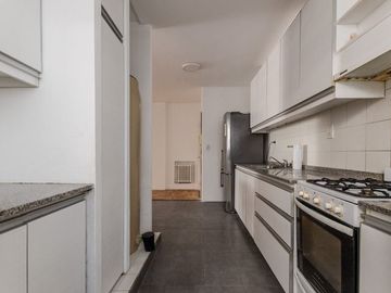 Departamento 4 ambientes con balcón en Belgrano