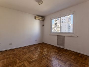 Departamento 4 ambientes con balcón en Belgrano