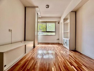 VENTA OFICINA PARQUE CHACABUCO