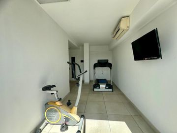 VENTA MONOAMBIENTE PARQUE CHACABUCO PILETA SUM LUZ