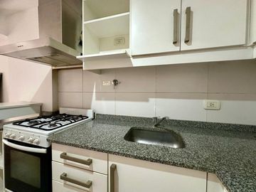 VENTA MONOAMBIENTE PARQUE CHACABUCO PILETA SUM LUZ