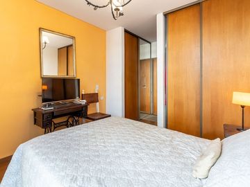 VENTA DEPTO 3 AMB EN COLEGIALES CON BALCON Y PATIO