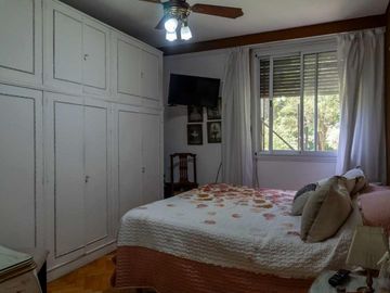 Venta dpto 4 amb con patio pura luz en complejo