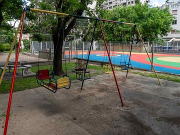 Venta dpto 4 amb con patio pura luz en complejo