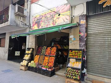 Venta Local 45 metros Las Cañitas con Renta