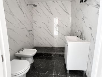 VENTA DEPTO 2 AMBIENTES A ESTRENAR COCHERA