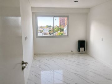 VENTA DEPTO 2 AMBIENTES A ESTRENAR COCHERA