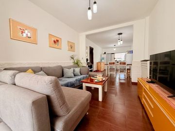 VENTA CASA 3 AMBIENTES CON QUINCHO Y PATIO + DEPTO