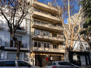 VENTA 3 AMB 2 BAÑOS A ESTRENAR CON BALCÓN CORRIDO