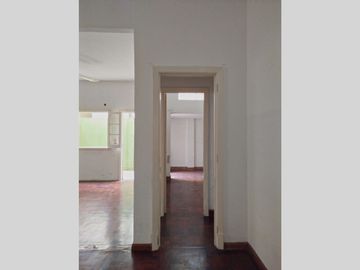 VENTA PH 2 Amb.-Muy Luminoso- 2 Patios- Chacarita