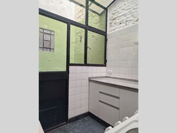 VENTA PH 2 Amb.-Muy Luminoso- 2 Patios- Chacarita