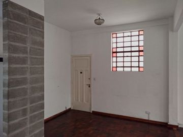 VENTA PH 2 Amb.-Muy Luminoso- 2 Patios- Chacarita