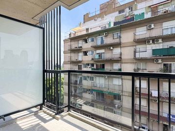 VTA A ESTR MONOAMB C/ BALCON / EXC UBIC EN PALERMO
