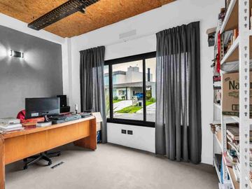 Casa en Venta Horizontes al Sur 5amb. Jar/pil/coch