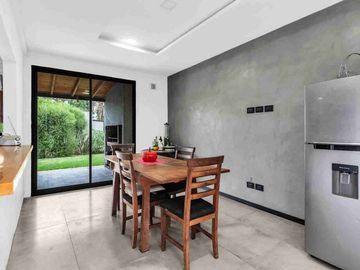 Casa en Venta Horizontes al Sur 5amb. Jar/pil/coch