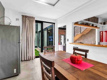 Casa en Venta Horizontes al Sur 5amb. Jar/pil/coch