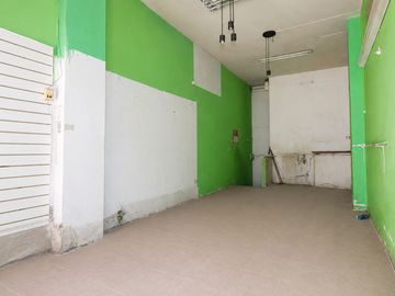 Venta Local comercial en PB y Sótano Zona Congreso