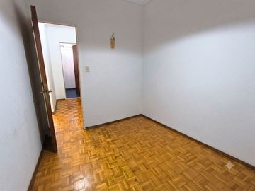 4 Ambientes con Balcón y Guardacoches en Belgrano