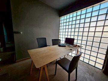 Shophouse for sale in Suthep, Chiang Mai