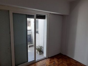 VENTA DEPARTAMENTO  3 AMB. RECOLETA APTO PROF. 63M
