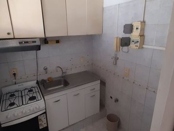 VENTA DEPARTAMENTO  3 AMB. RECOLETA APTO PROF. 63M
