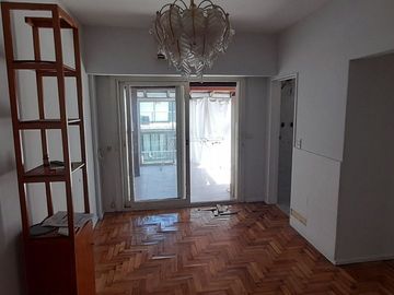 VENTA DEPARTAMENTO  3 AMB. RECOLETA APTO PROF. 63M