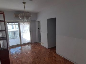 VENTA DEPARTAMENTO  3 AMB. RECOLETA APTO PROF. 63M