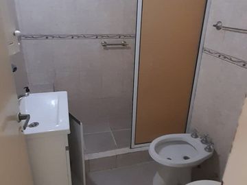 VENTA DEPARTAMENTO  3 AMB. RECOLETA APTO PROF. 63M